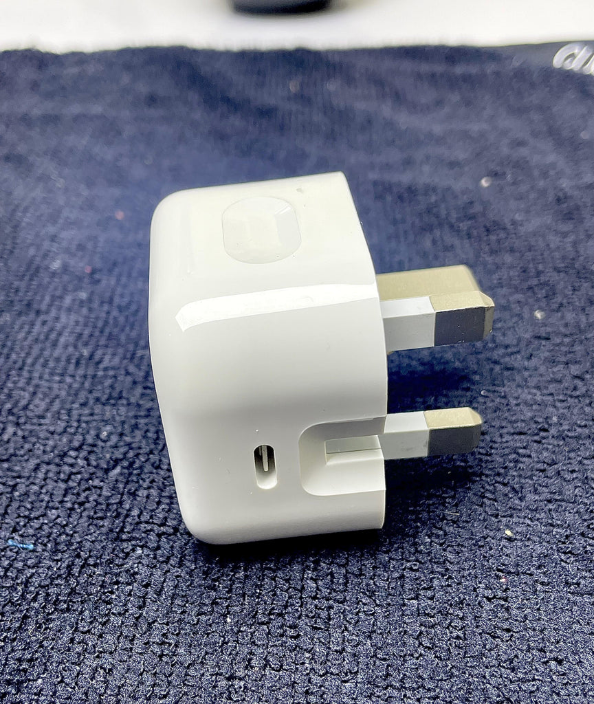 USB-C 20W Power Adapter (Charger) Fully org.