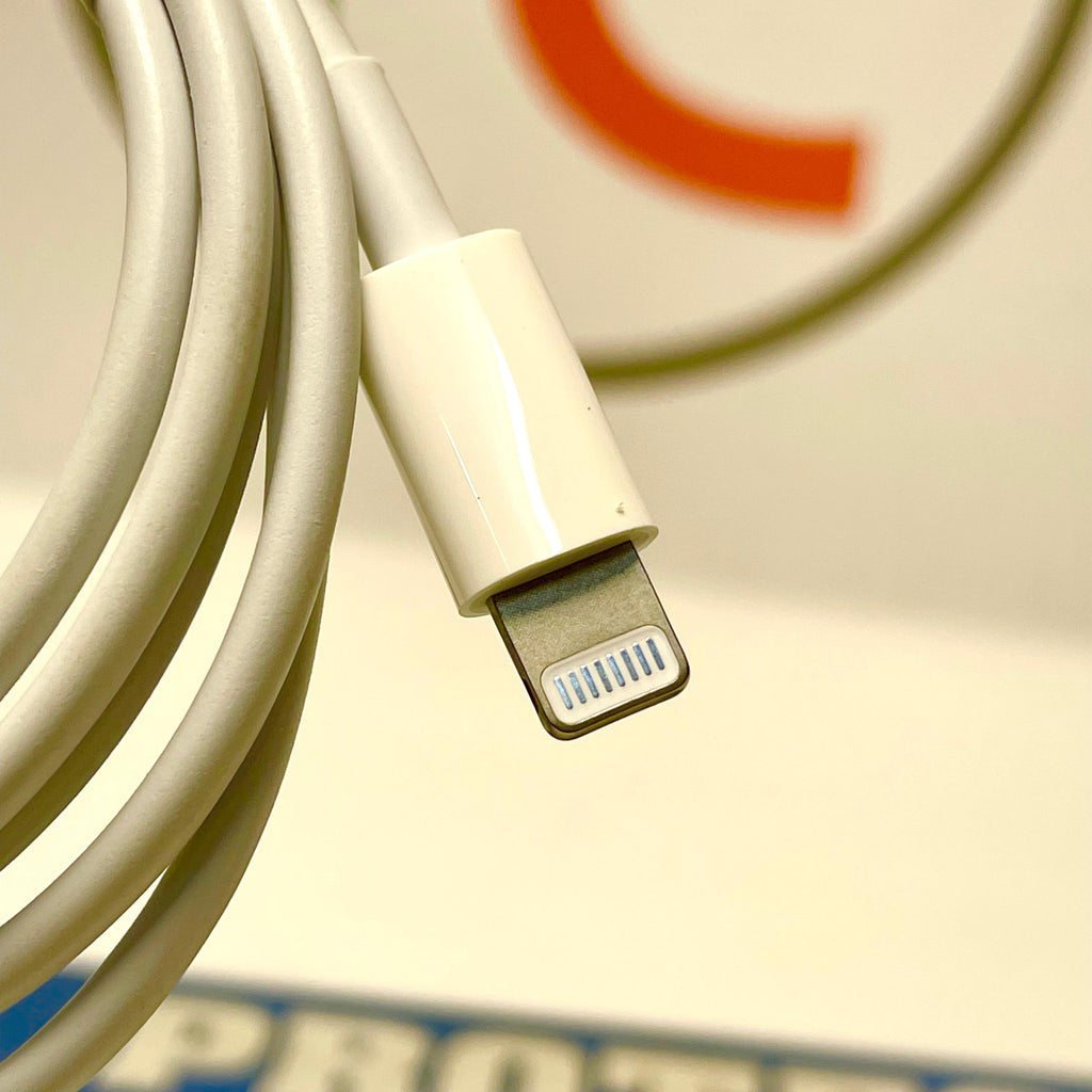 Apple High Quality USB-C to Lightning cable