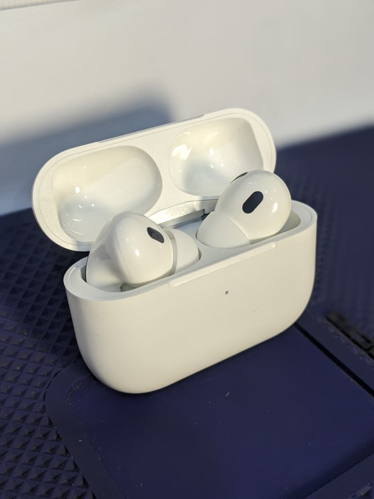 Airpods Pro Laat Maal | Pro 2 Type C | Active Noise Cancellation | Wireless Earbuds Bluetooth 5.0, Super Sound Bass, Charging Case